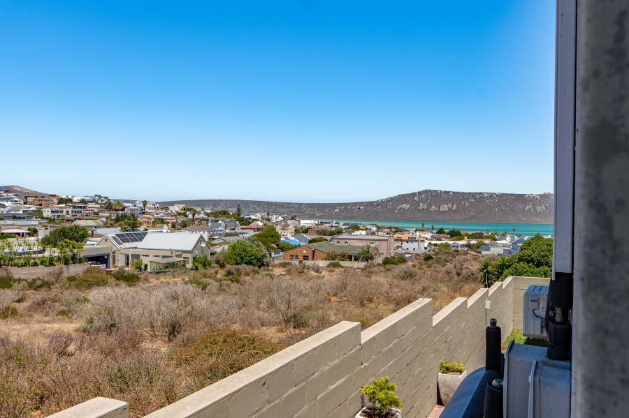 5 Bedroom Property for Sale in Myburgh Park Western Cape